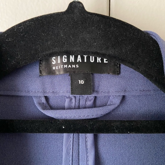 Like-New Reitmans Signature Blazer - Picture 3 of 5